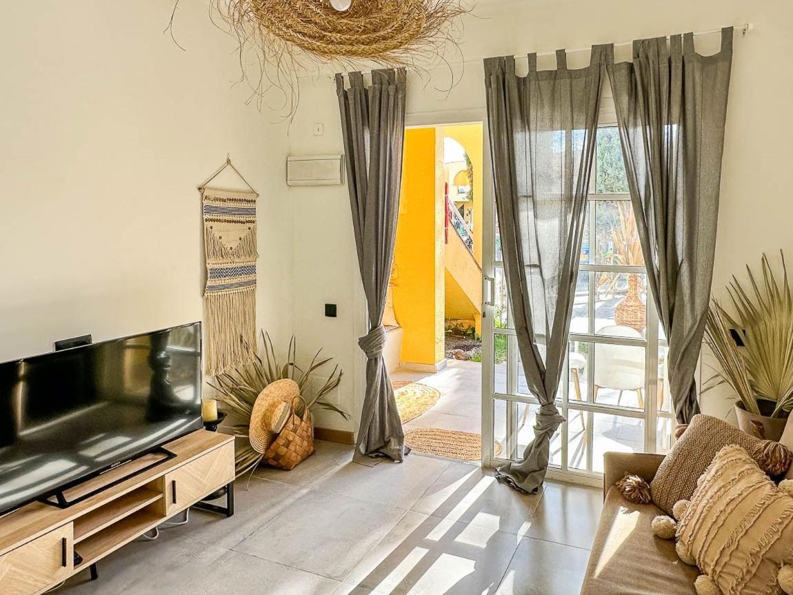 Casa Buenavida - Coqueto Apartamento Reformado, Piscina Y Terraza Apartment Maspalomas  Bagian luar foto